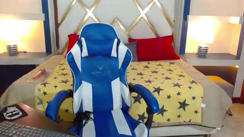 LIA online show from February 26, 11:52 pm