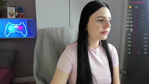 Lia online show from November 18, 7:44 am