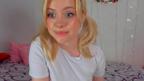 Cassie online show from March 22, 10:25 pm