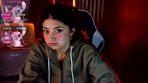 Online 1400 - 2100 online show from April 3, 12:23 pm