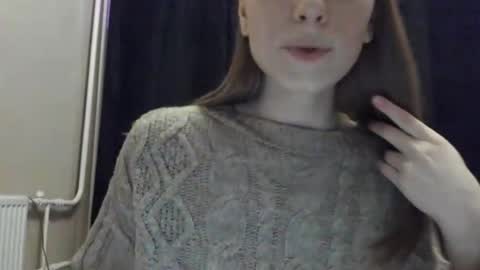 Julia  online show from February 9, 5:05 pm