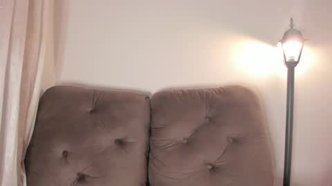 Lia 3 online show from March 17, 5:45 am