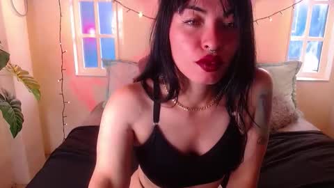 LIA online show from December 5, 2:37 pm