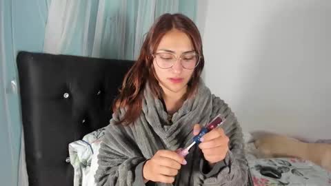 Liah  online show from March 9, 12:04 am