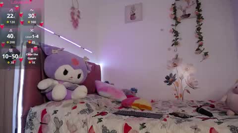 liahdiaz_ online show from February 18, 12:05 pm