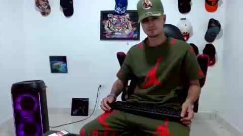 Andres online show from April 21, 10:17 pm