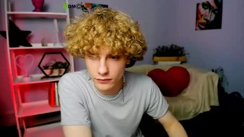 Liam online show from March 6, 9:47 am