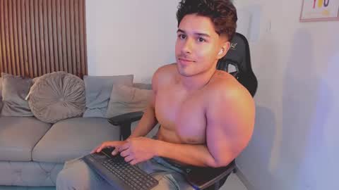 Liam Collins online show from October 9, 12:10 pm