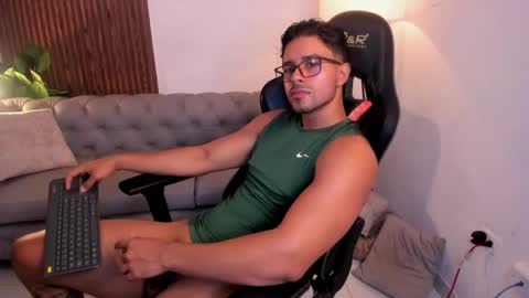 Liam Collins online show from May 11, 1:18 pm