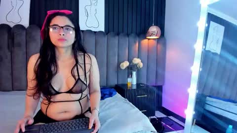 Camila  online show from November 13, 10:01 pm