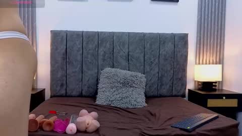 Liam forest  online show from September 13, 4:48 am