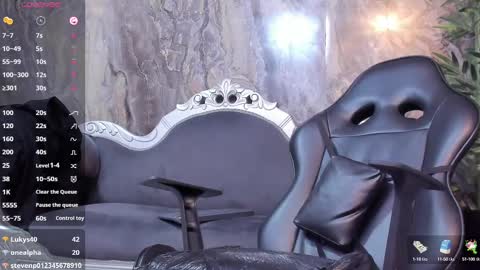 LIAM KLEIN online show from March 8, 2:19 pm