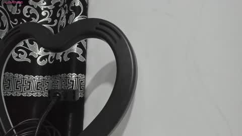 LIAM KLEIN online show from March 5, 11:17 am