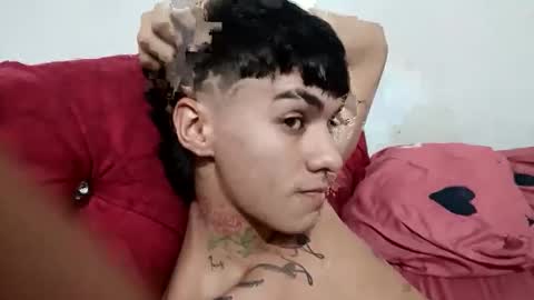 liam_lewis21 online show from February 22, 11:46 am