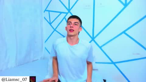 Liam scott77 online show from December 22, 2:29 am