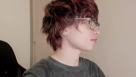 Liam online show from February 11, 5:33 am