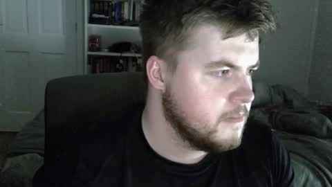 Snapshot of liamfoxx chatting on October 15, 12:03 am Liam Fox online show from October 15, 12:03 am