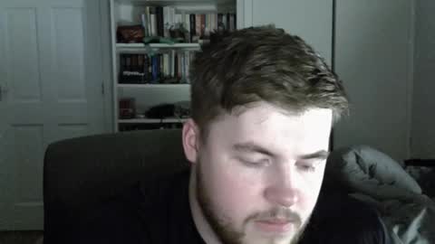 Snapshot of liamfoxx chatting on October 11, 2:16 am Liam Fox online show from October 11, 2:16 am