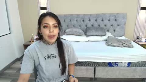 L I A M O N R O E online show from September 22, 11:58 am