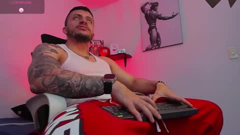 liam online show from November 13, 5:48 pm