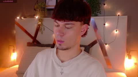 Liam Thunder online show from November 25, 2:54 am