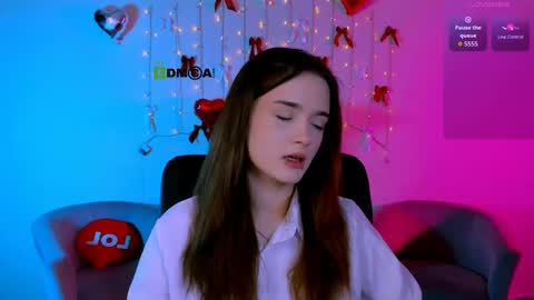 Little Liana  online show from June 2, 6:32 pm