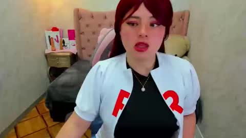 Grace online show from October 31, 5:02 pm