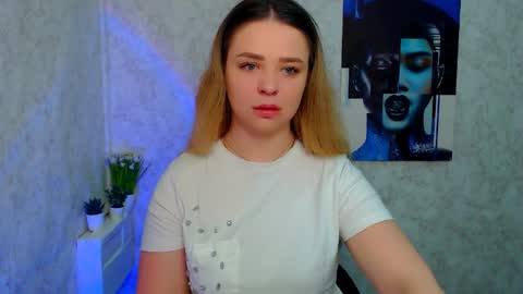 Liara online show from May 13, 6:34 am