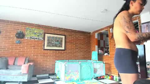 Liarouse04 online show from April 14, 1:03 pm