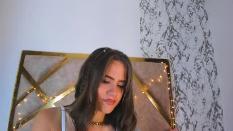 liaross online show from May 23, 1:34 am