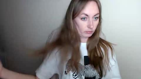 Lia online show from May 29, 12:47 pm