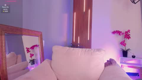 liasalvatore online show from March 28, 2:40 pm