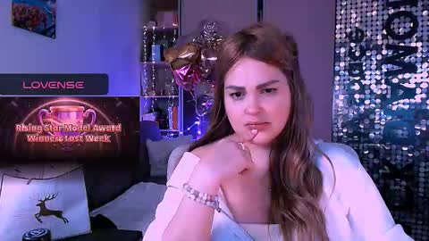 libra_mia online show from November 18, 8:45 pm