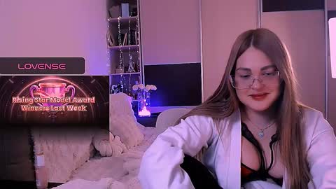 libra_mia online show from February 25, 11:14 am