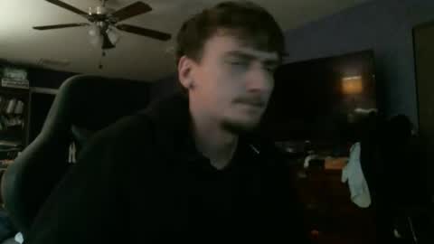 cutiepie101 online show from April 26, 6:33 am