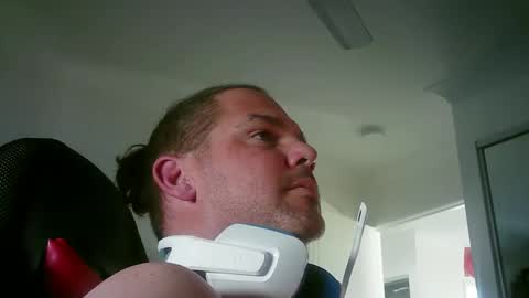 lickitwell29 online show from April 6, 11:28 pm