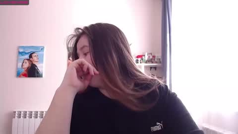 light_lunaa online show from March 8, 3:50 am