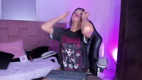 liilithstone online show from April 10, 8:41 am