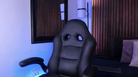 liily_murphy online show from February 23, 4:36 am