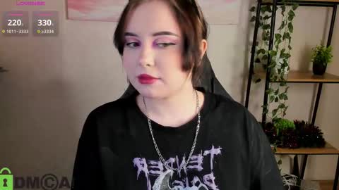 Lika Davis online show from January 6, 4:00 pm