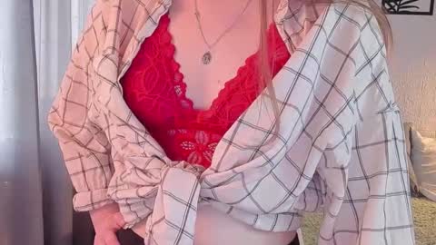 likamil0ika online show from September 14, 2:40 pm