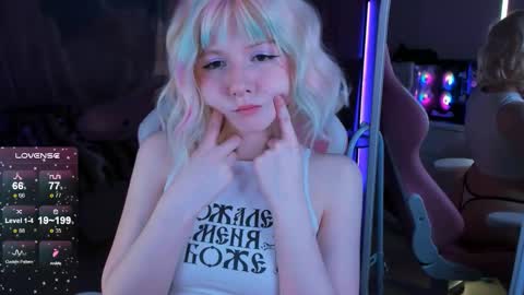 Doll online show from October 24, 6:41 pm