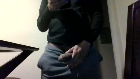 likeitorleaveit008 online show from April 4, 1:34 am