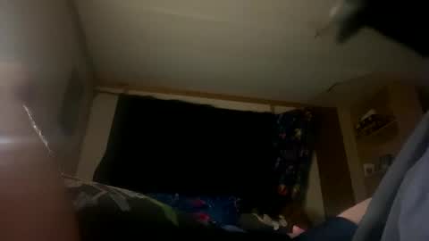 Snapshot of likestobewatched151 chatting on September 20, 2:03 am likestobewatched151 online show from September 20, 2:03 am