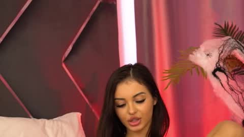 Lila The Hottie online show from November 2, 1:00 pm