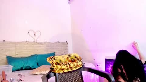 Lilah Sweet online show from April 9, 1:28 pm