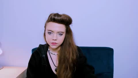 lilaslim online show from December 20, 10:11 am