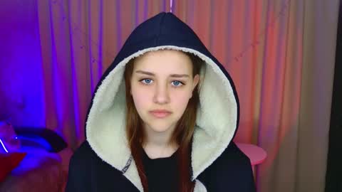 LilaSparkling online show from May 10, 4:52 am