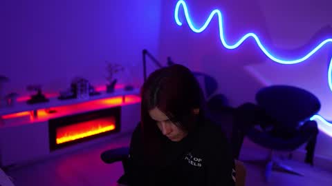 Rebecca online show from March 6, 7:51 am