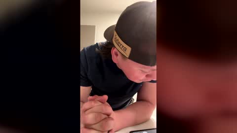 lilbigfrijol209 online show from April 9, 3:43 am